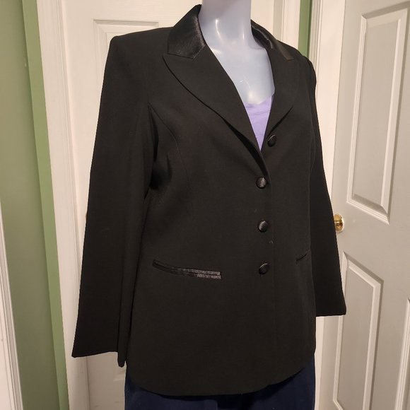 Black Blazer (Petite) - Picture 1 of 2